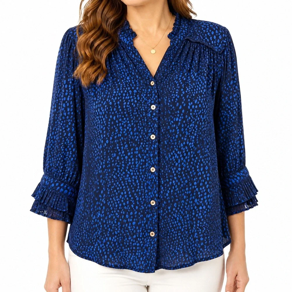 Democracy Navy Blue, contrast color Button‎ Front Blouse Small, Fits Medium